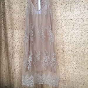 White lace spaghetti strap dress